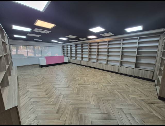484M² OFFICE TO LET IN WOODMEAD